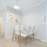 Luminoso Y Moderno En By 아파트 *