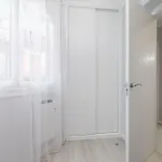 아파트 Luminoso Y Moderno En By 비고