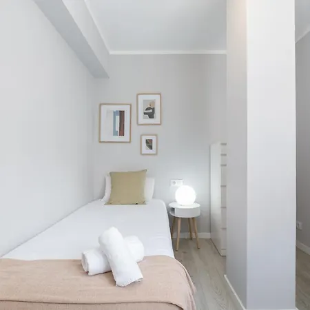 Apartmán Luminoso Y Moderno En By