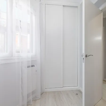 Apartamento Luminoso Y Moderno En By Vigo